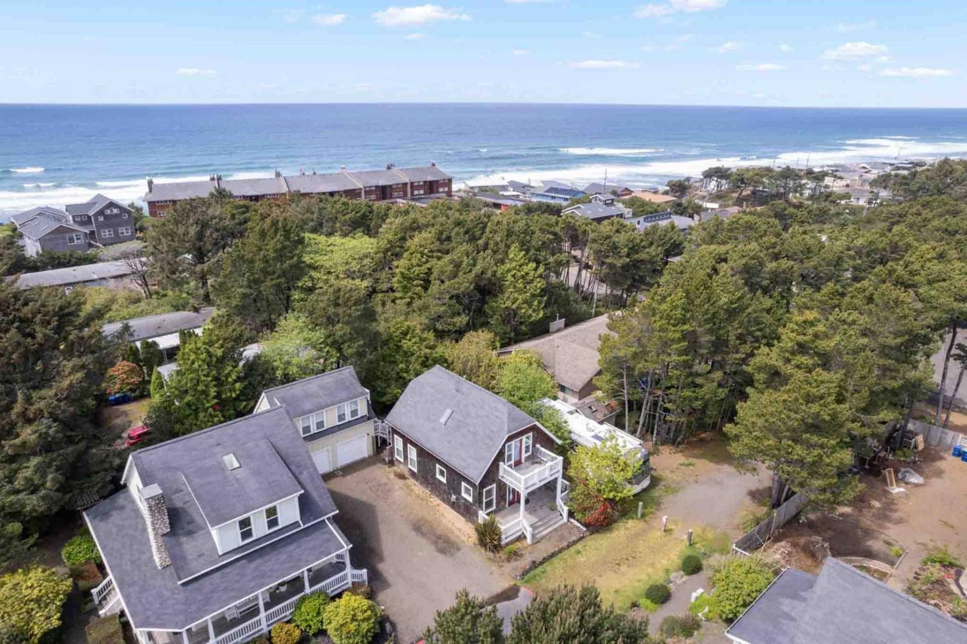 Bella Beach Retreat Villa Depoe Bay Exterior photo